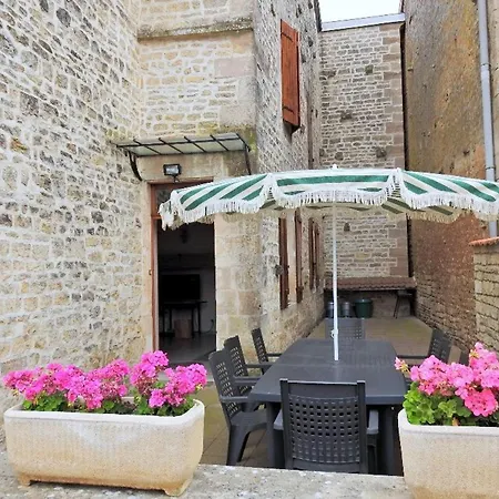 Feriehus Familial Avec Cour Et Terrain Clos Au Coeur De Ferriere-et-lafolie, Proche Mairie Et Autoroute A5. - Fr-1-611-3 Ferriere-et-Lafolie